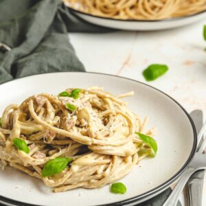 Esparguete à carbonara sem leite e sem ovo