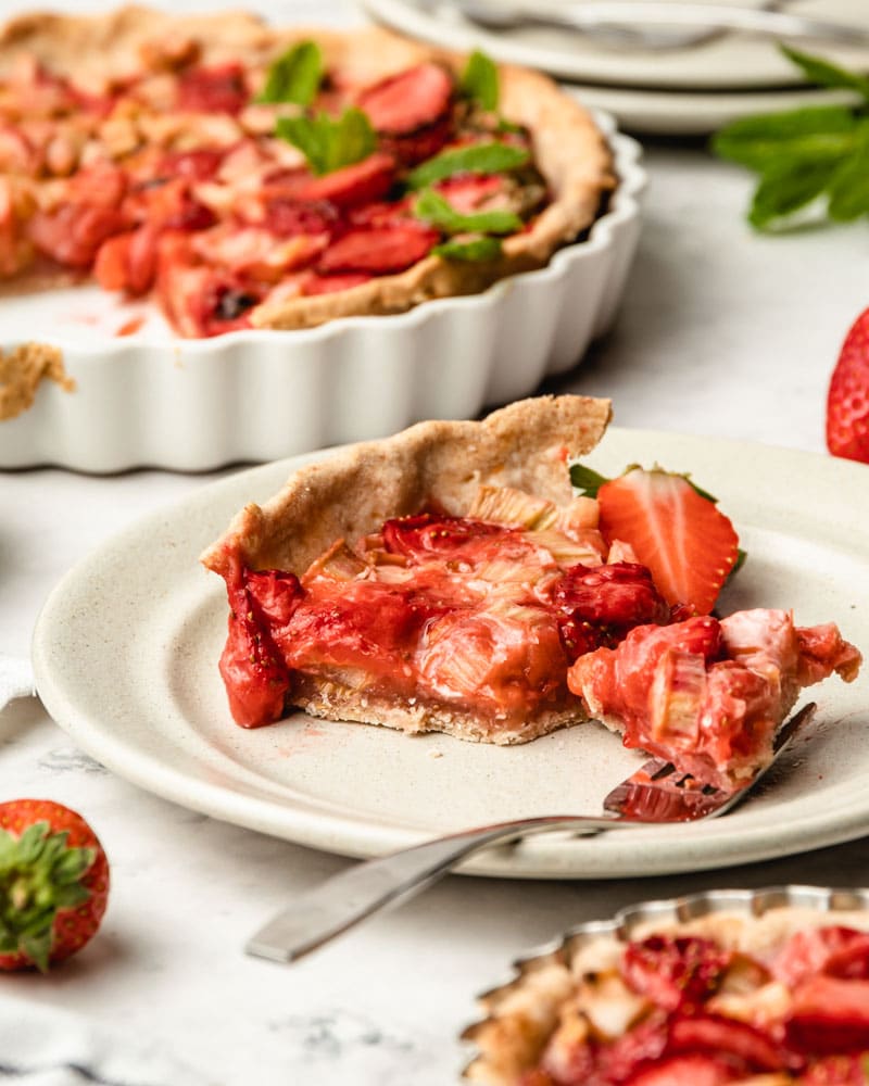 tarte de ruibarbo e morango sem glúten
