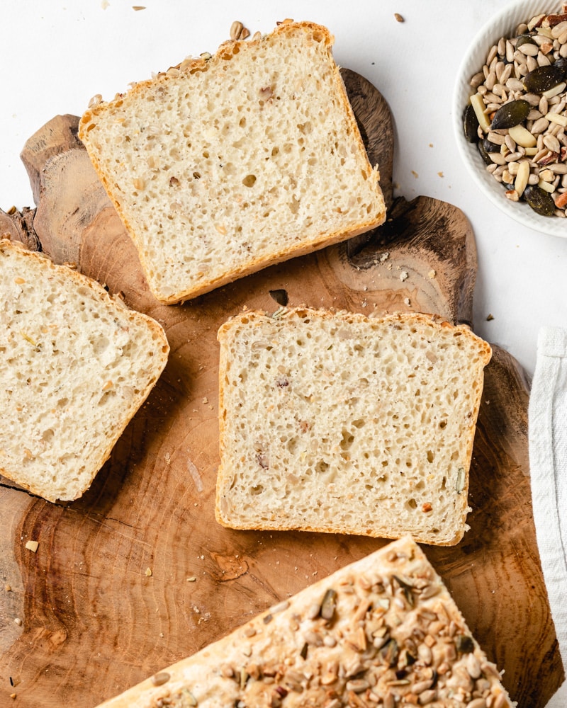 Pão de sementes branco