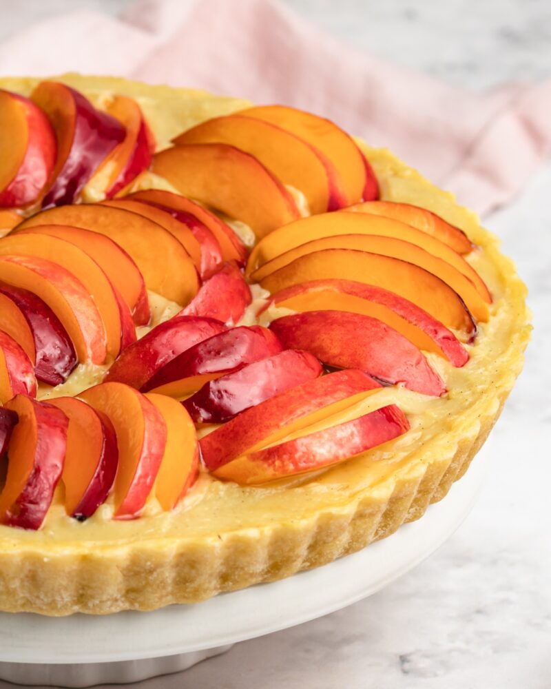 Tarte de pêssego com creme de pasteleiro vegan