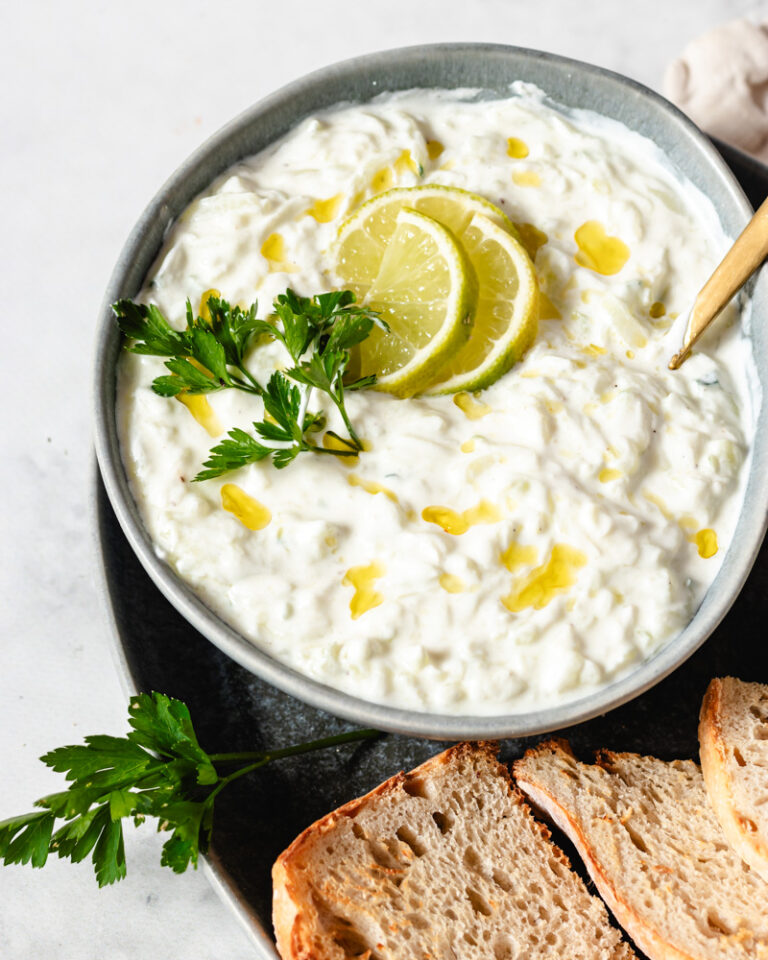 Molho de iogurte e pepino - Tzatziki
