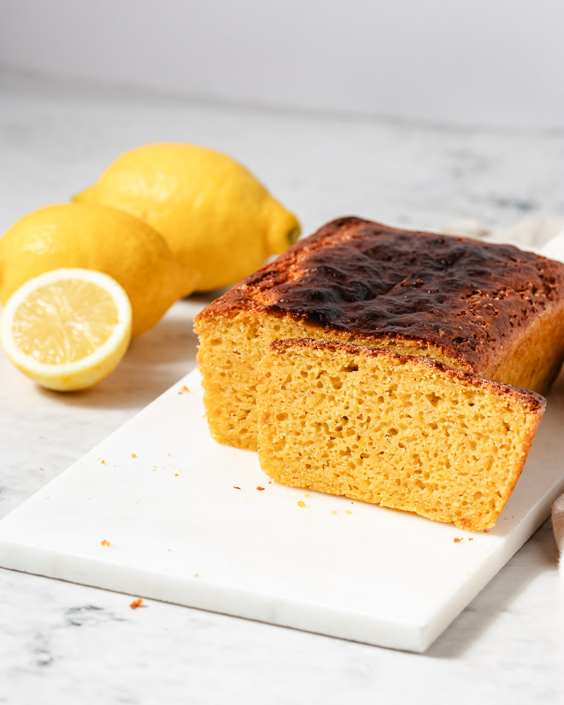 Pão de limão e iogurte sem glúten
